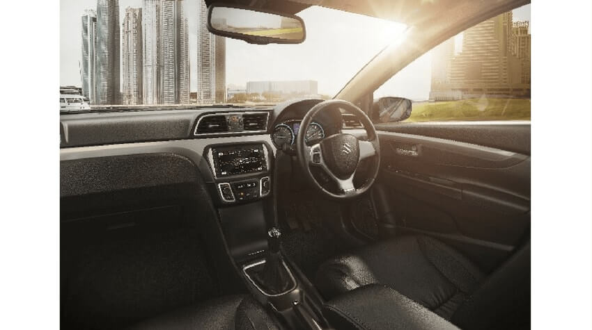 Maruti Ciaz S interiors, Maruti Suzuki Ciaz S apple CarPlay, Maruti Ciaz S Android Auto, Maruti Ciaz S infotainment system, Maruti Ciaz S safety features