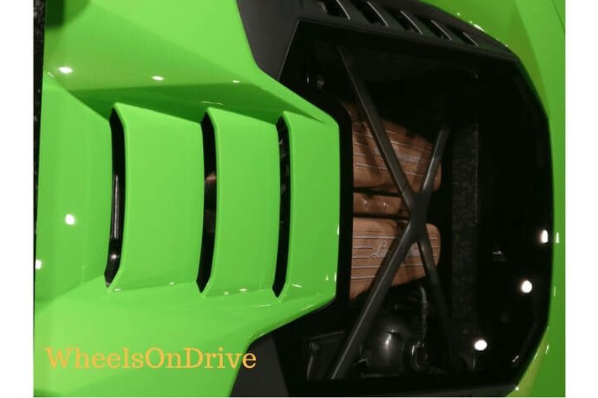 Lamborghini Huracan Performante pics 10