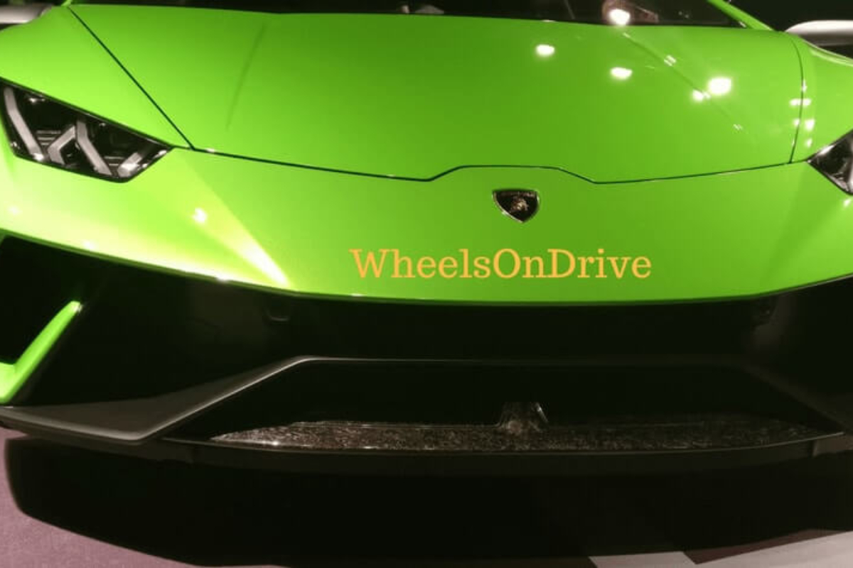 Lamborghini Huracan Performante pics
