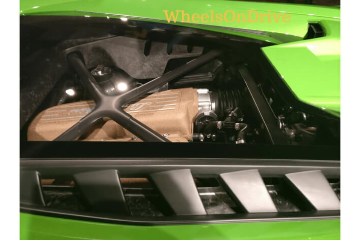 Lamborghini Huracan Performante pics 7